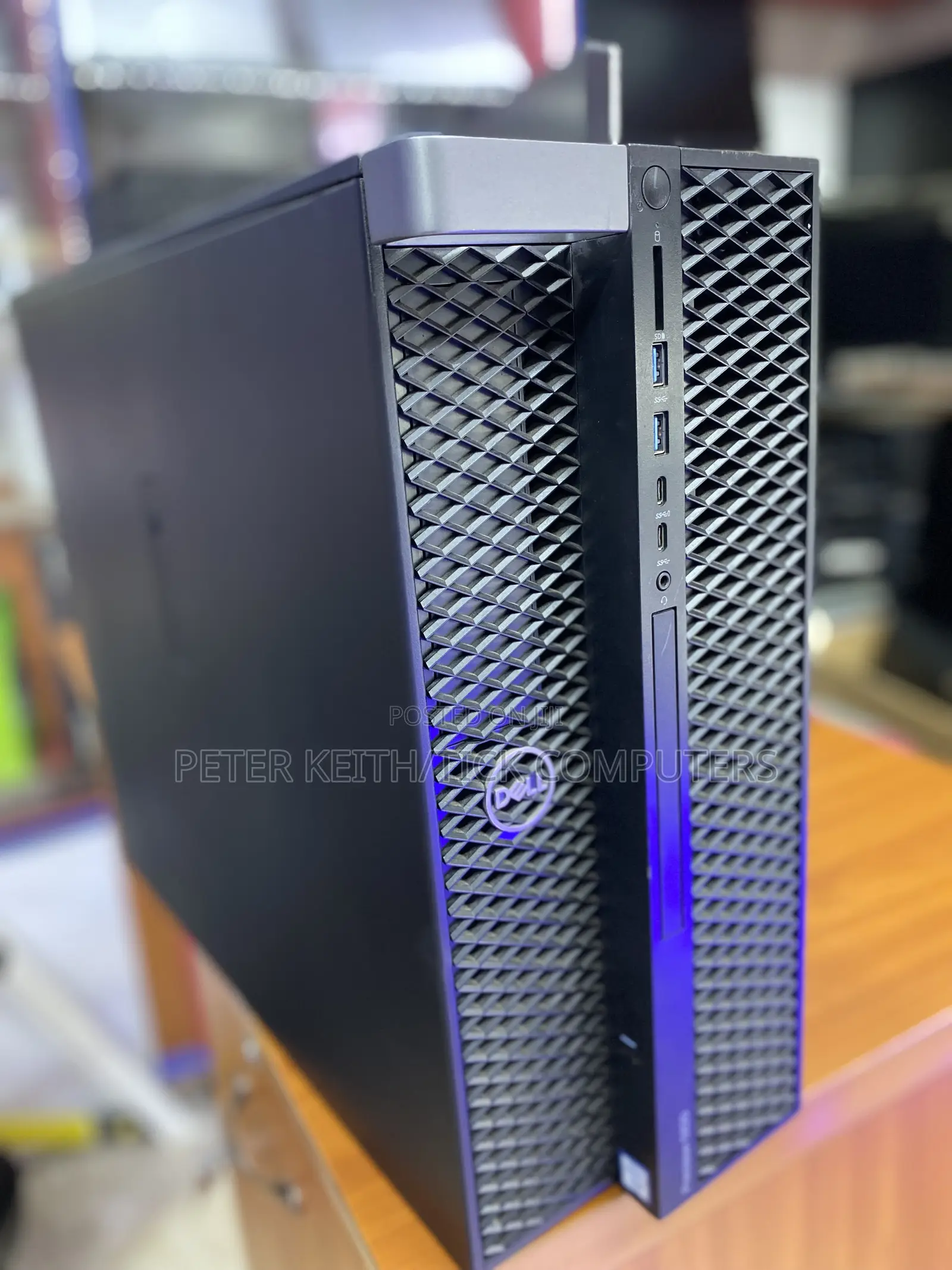 Server Dell VRTX 16GB Intel Xeon HDD+SSD 2T