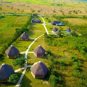 Safari Lodge Near Queen Elizabeth for Sale