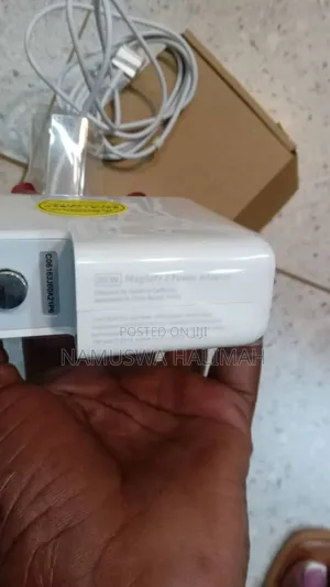 Apple 85w Magsafe 2 Power Adapter.