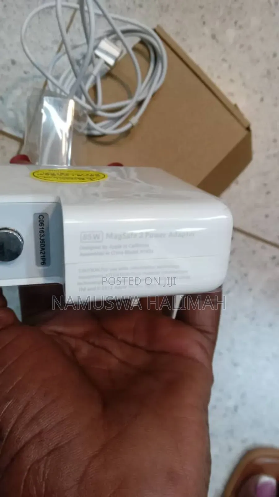Apple 85w Magsafe 2 Power Adapter.