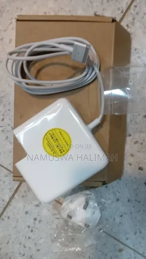 Apple 85w Magsafe 2 Power Adapter.