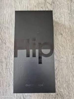 New Samsung Galaxy Z Flip4 256 GB Bronze
