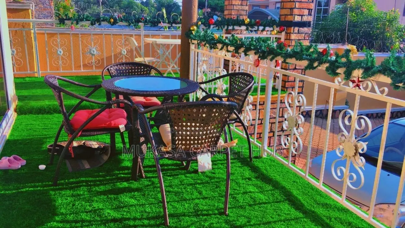 Balcony/Grass Carpet
