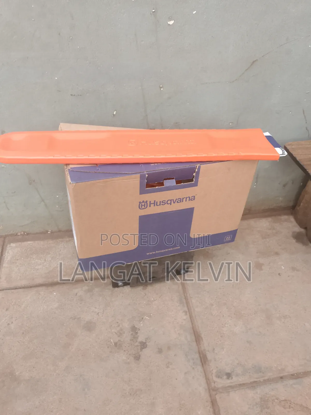 Original Husqvarna Power Saw 272