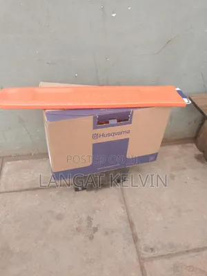 Original Husqvarna Power Saw 272
