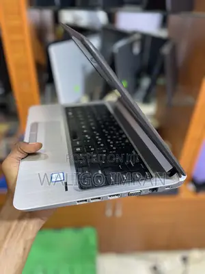 Laptop HP 430 G3 4GB Intel Core I5 HDD 500GB