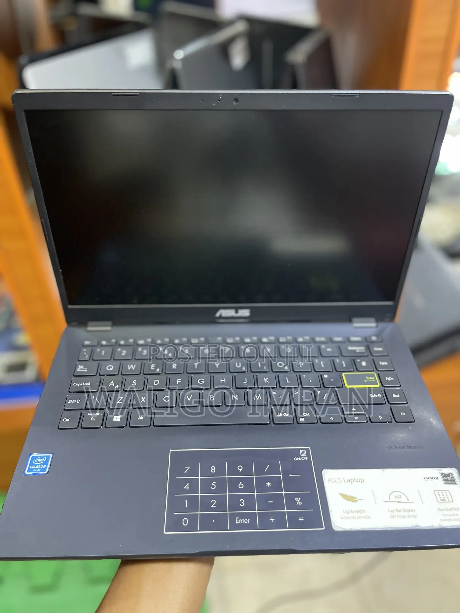 Laptop Asus Vivobook E410M 4GB Intel Celeron SSD 128GB