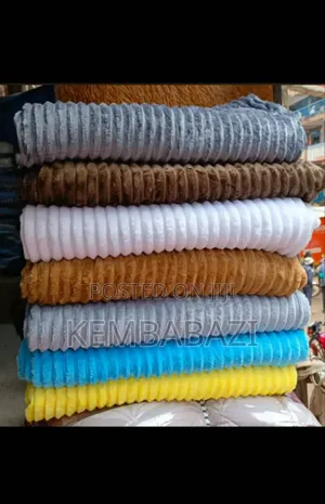 5*6 6*6 Fleece or Faux Fur Throw Blankets.