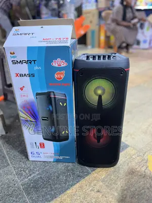 Smartplus Rechargeable Speaker With a Wired Microphone.