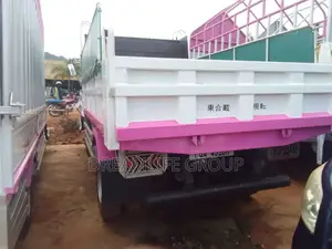 Isuzu Tipa
