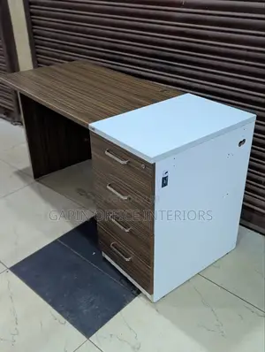 Second Hand Office Desk, 140cm // 1.4 Meters