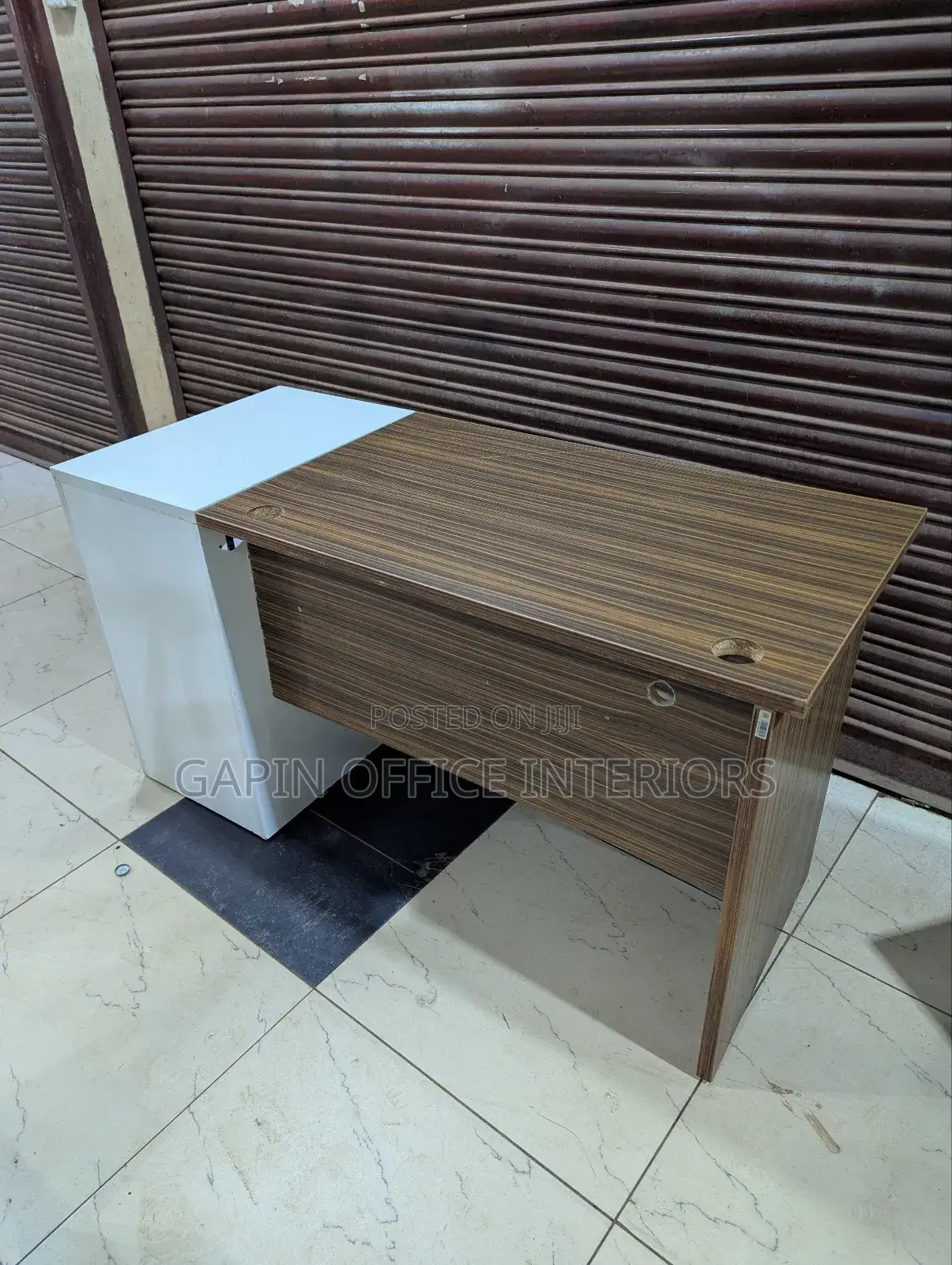 Second Hand Office Desk, 140cm // 1.4 Meters