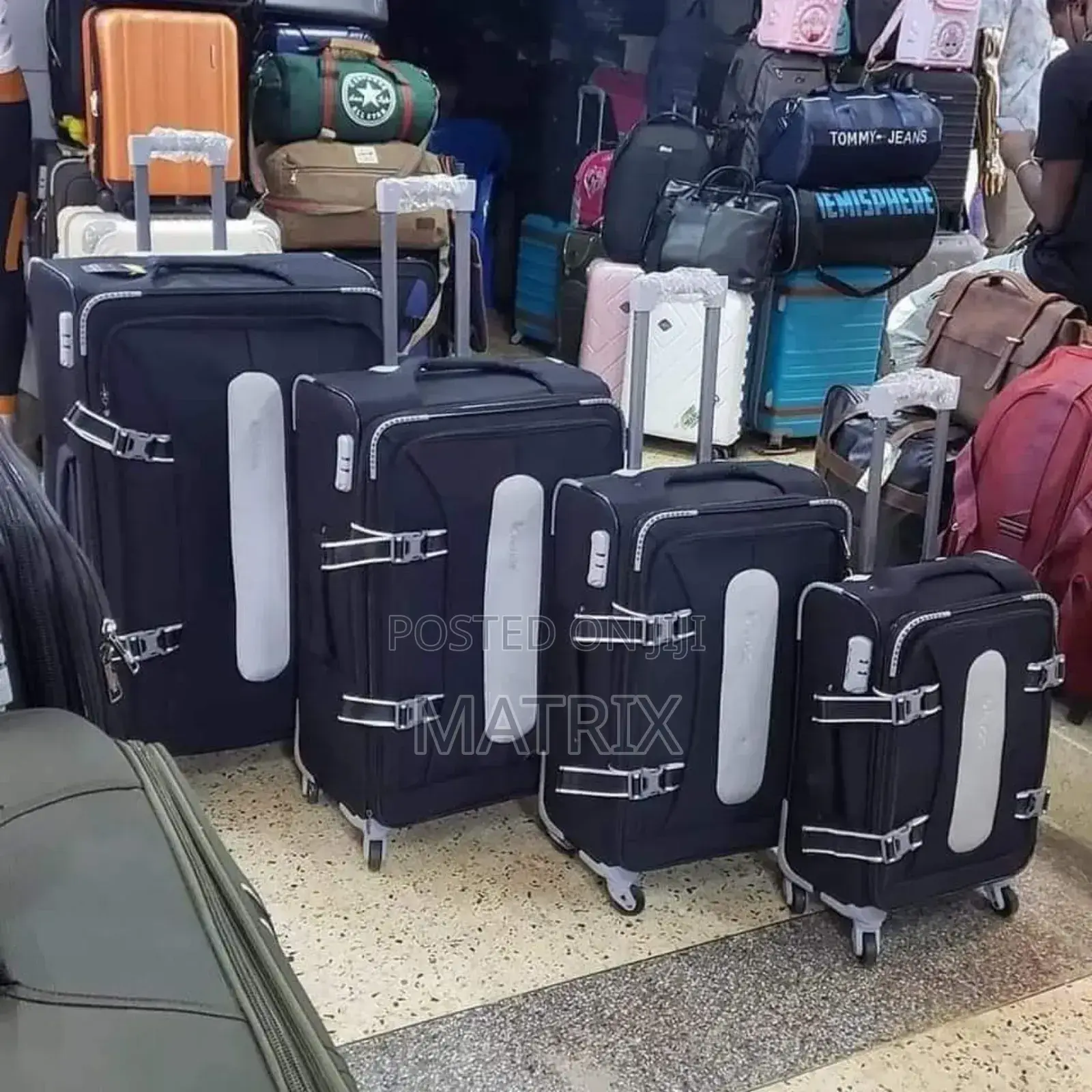 Dfavour Suitcase Big