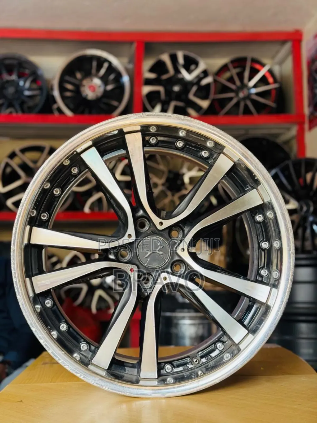 Size 19 Rims for Alphard, Harrier.