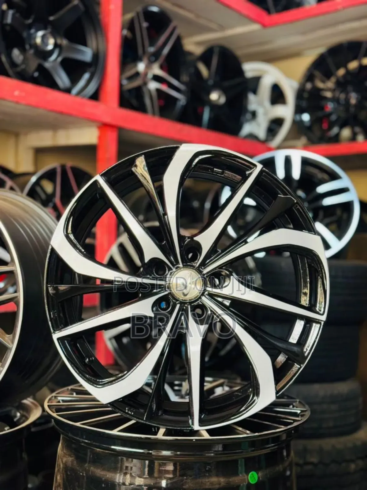 Size 19 Rims for Alphard, Harrier.