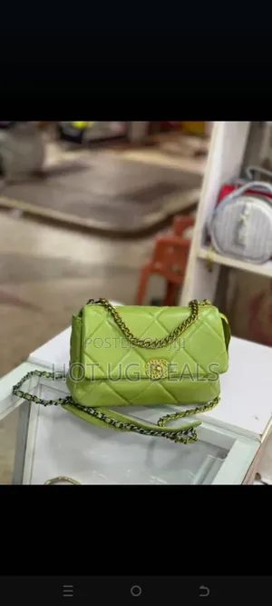 Ladies Classic Handbag