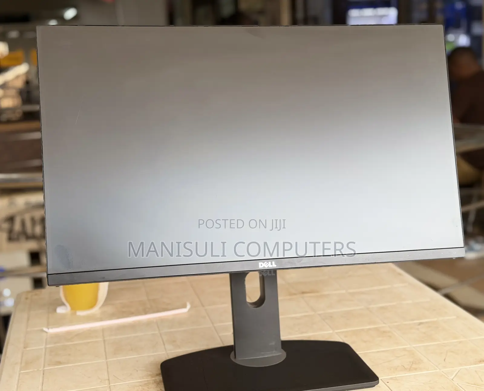 Dell Monitor 27 Inch Screen Ips Type C Hdmi Dp Div