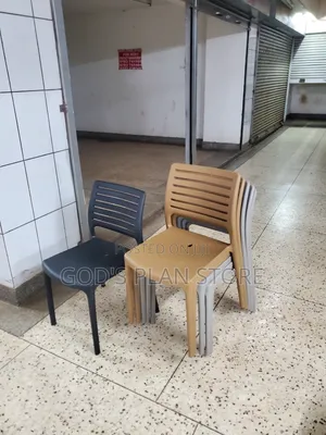 Instocked Plastic Chairs Plastic Chairs