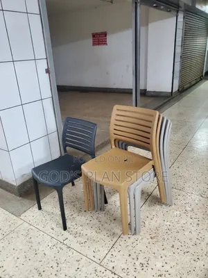 Instocked Plastic Chairs Plastic Chairs
