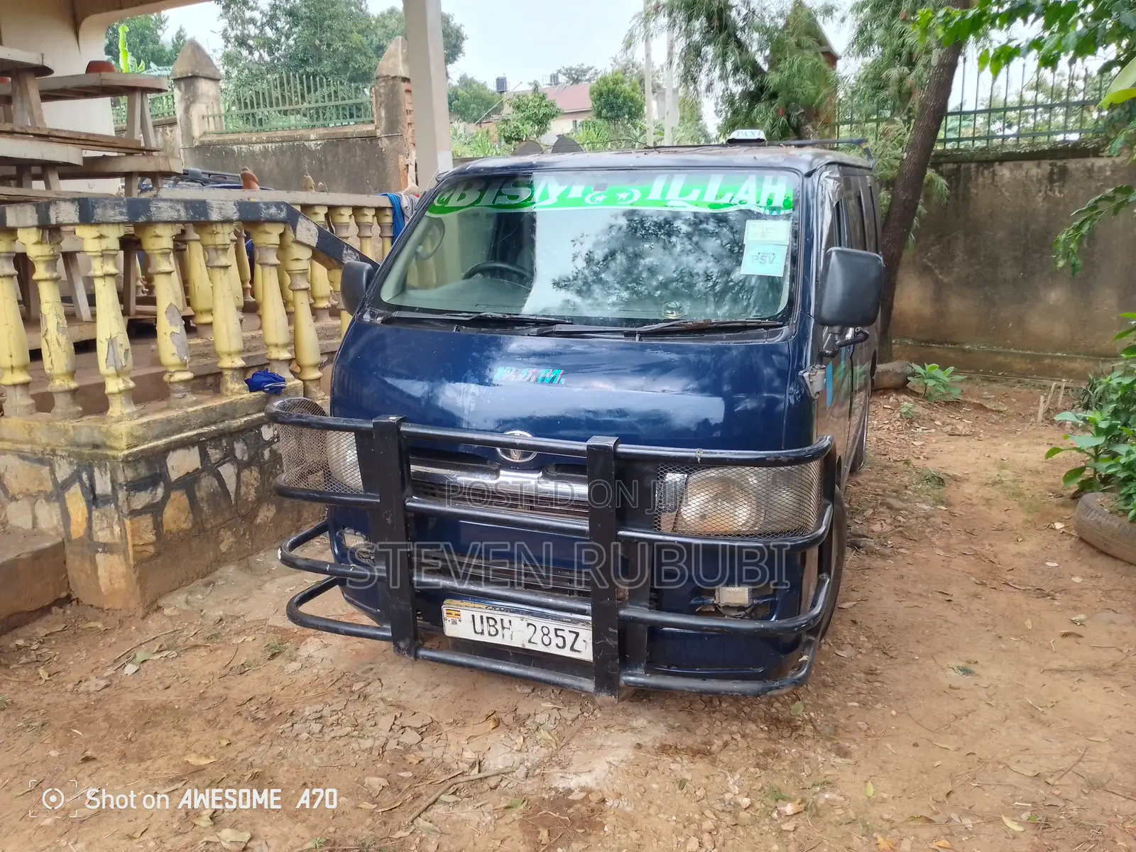 Toyota HiAce 2006 Blue