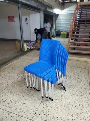 Balanced Restaurant Plastic Chairs Plastic Chairs