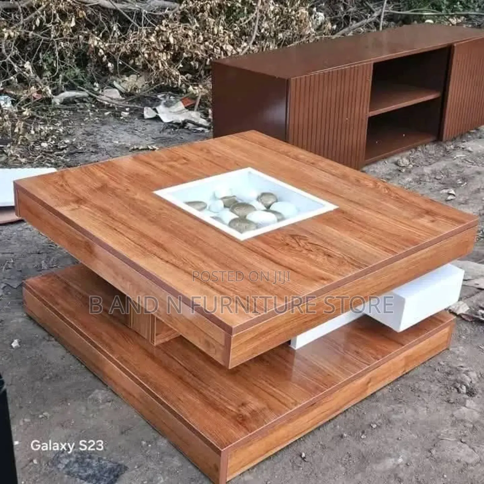 Center Table 80 by 80 by 60 CMS