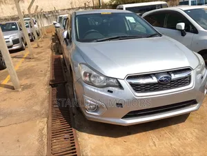 Subaru Impreza 2.0i Premium AWD Hatchback 2016 Silver