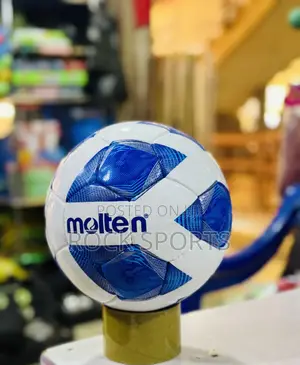 Molten Football Waterproof