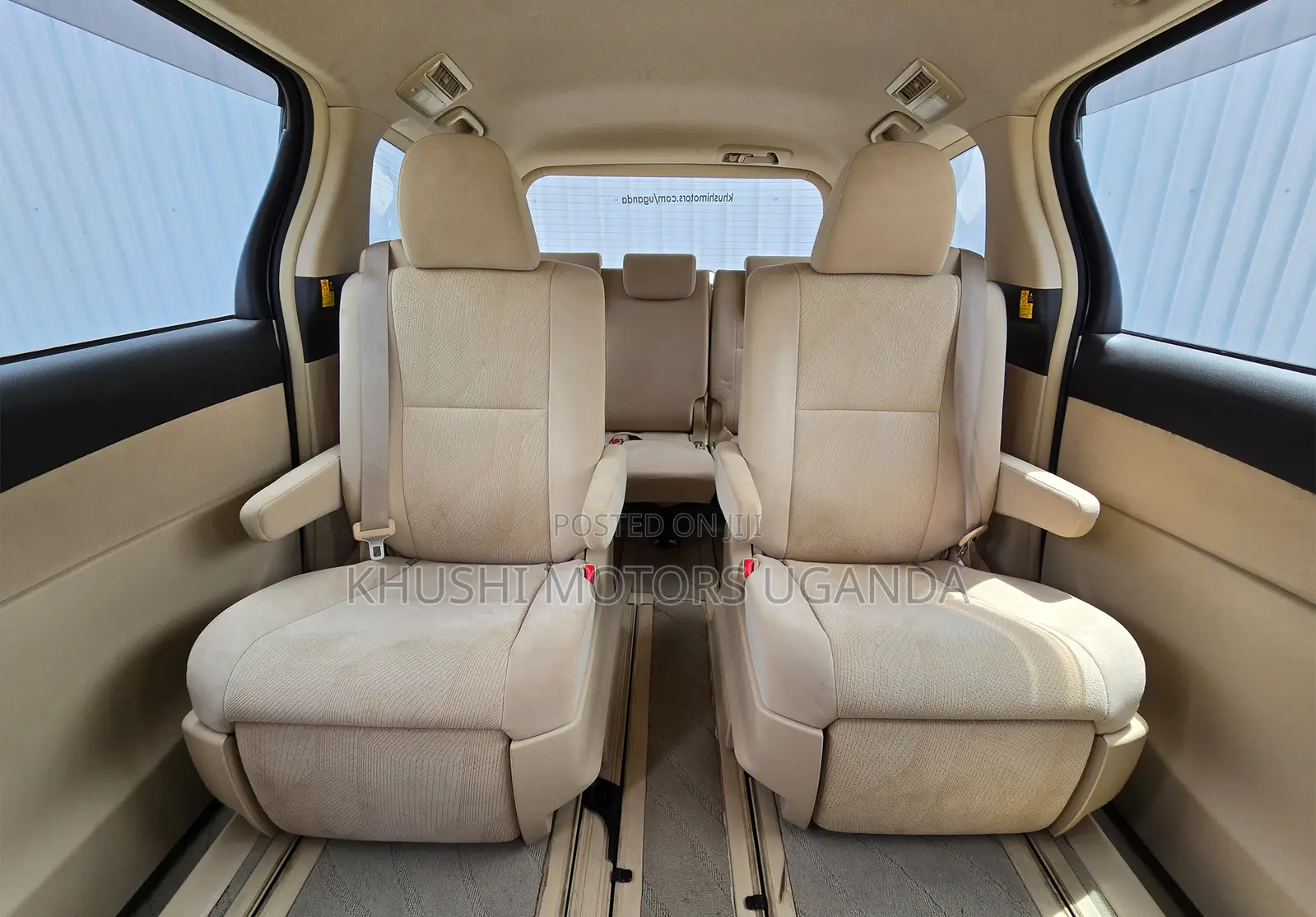 Toyota Estima 2012 White