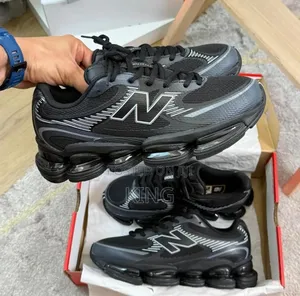 New Balance Abzorb 2000 Sneaker