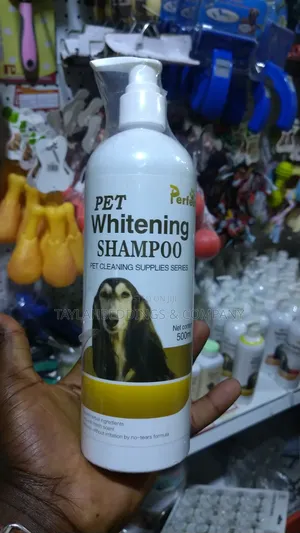 Whitening Shampoo for Dogs Cats – Brightens Revives Coat
