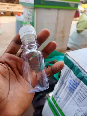 12pcs Pet Plastic Bottle.