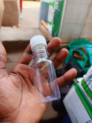 12pcs Pet Plastic Bottle.