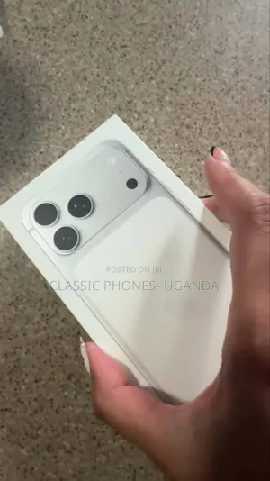 New Apple iPhone 17 Pro Max 512 GB Silver
