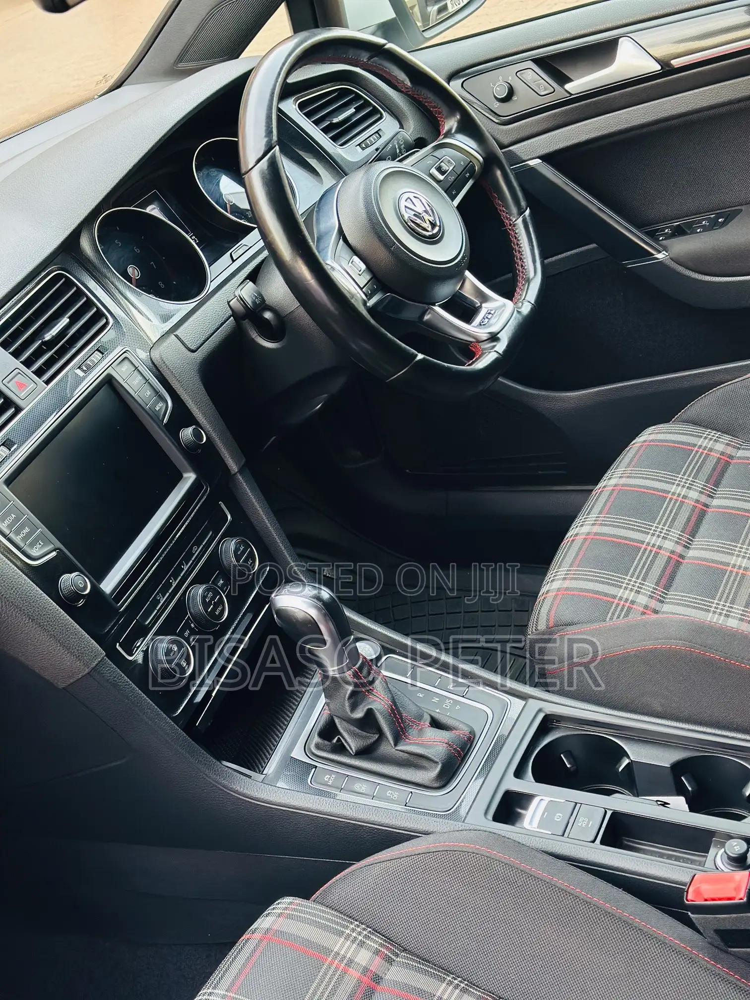 Volkswagen Golf GTI 2015 White