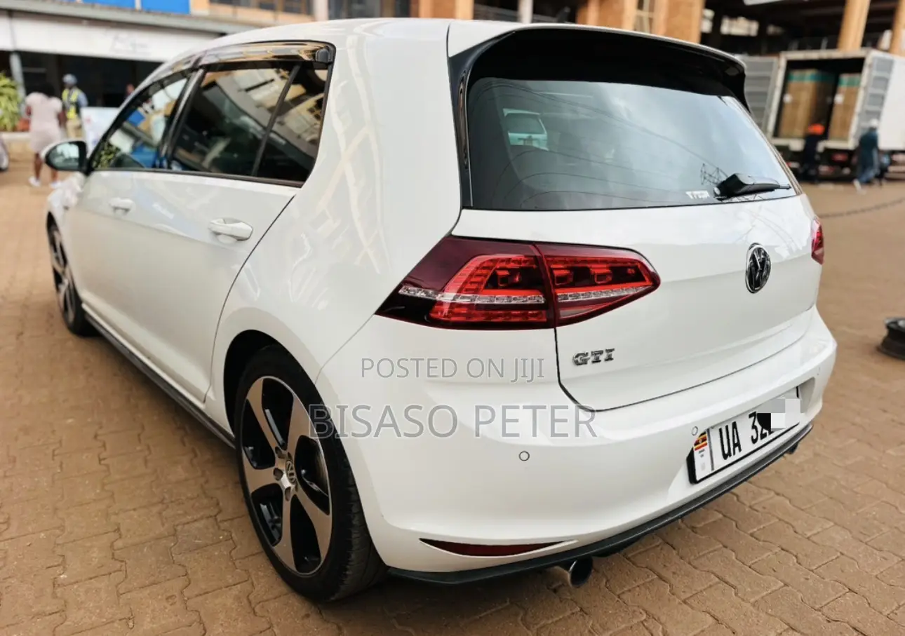 Volkswagen Golf GTI 2015 White