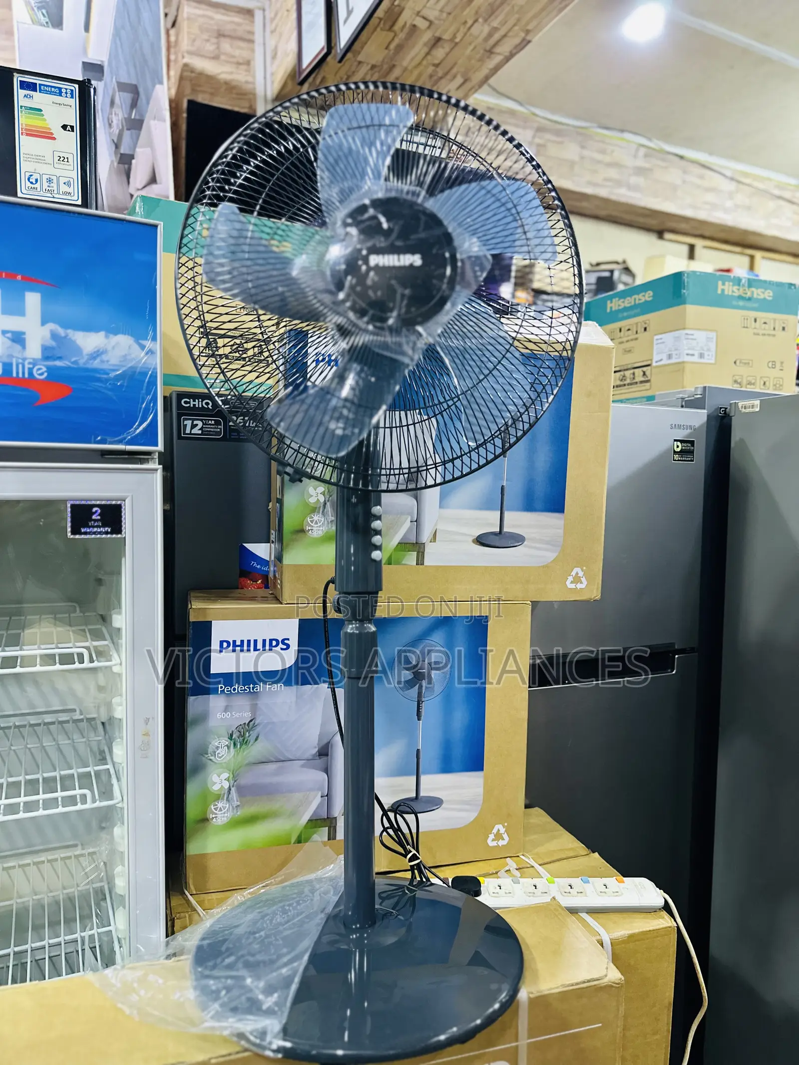 Philips 16” Stand Fan in Black Color