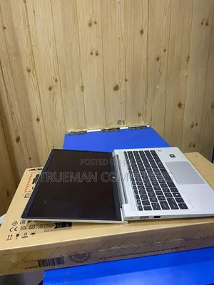 Laptop HP ProBook 445 G9 8GB AMD Ryzen 5 SSD 256GB