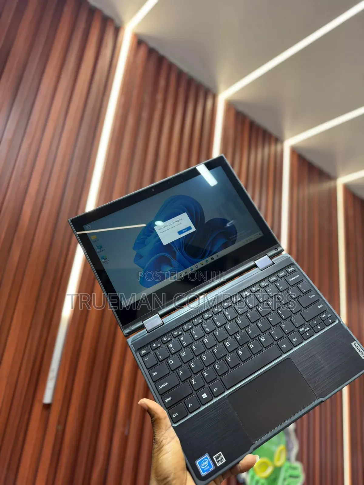 Laptop Lenovo 300e 4GB Intel SSD 128GB