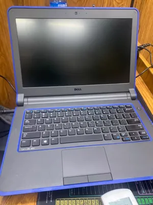 Laptop Dell Latitude 3350 8GB Intel Core I3 SSD 128GB