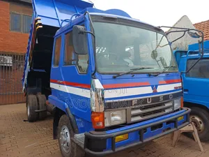 Fuso Tipper