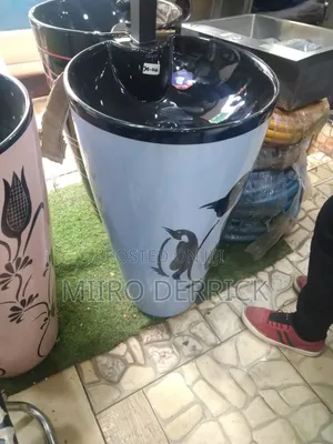Unique Handwashing Bains