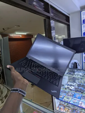Laptop Lenovo ThinkPad T460s 8GB Intel Core I5 SSD 256GB