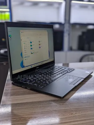Laptop Dell Latitude 7390 8GB Intel Core I5 SSD 256GB