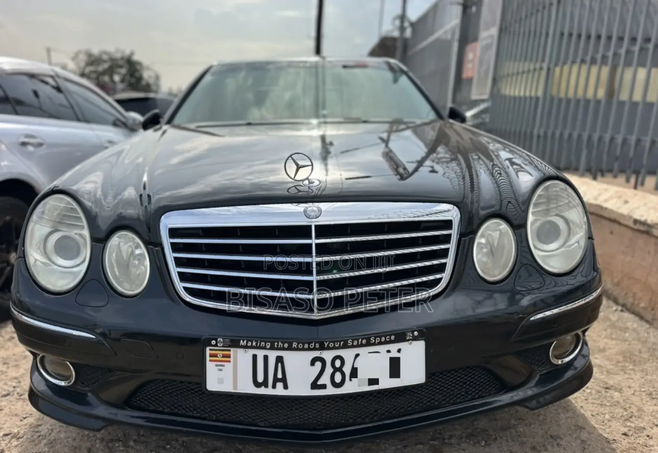 Mercedes-Benz E300 2008 Black