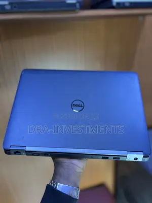 New Laptop Dell Latitude 12 E7270 8GB Intel Core I7 SSD 256GB