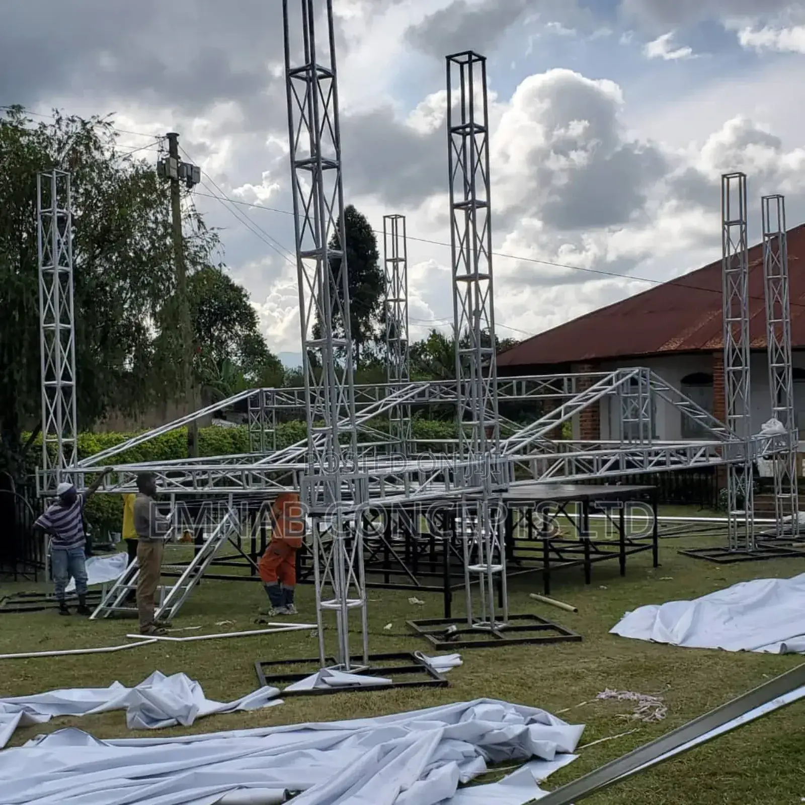 Performing Stage