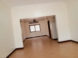 3bdrm Room & Parlour in Kololo Property, Central Division for rent