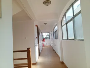 20bdrm Maisonette in Kololo Property, Central Division for rent