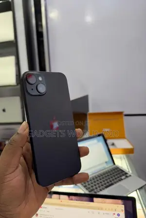 New Apple iPhone 15 Plus 128 GB Black